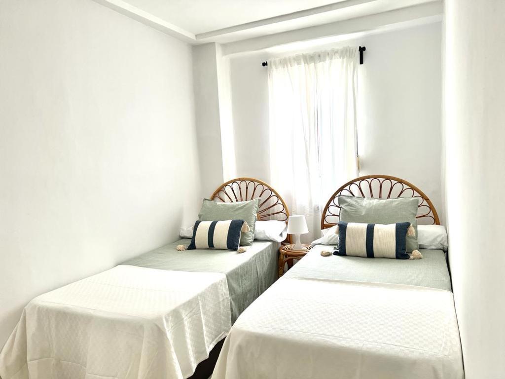 Acogedor Apartamento Cerca De La Playa Apartamento Valência Exterior foto